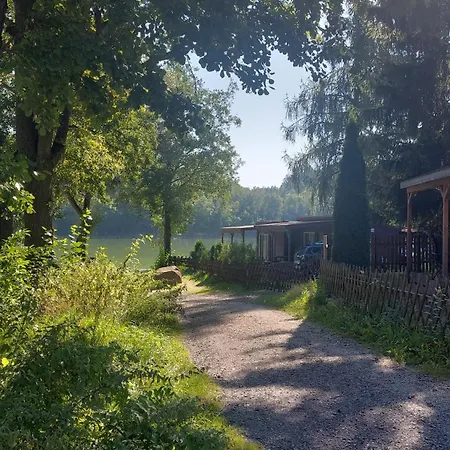 Σαλέ Nad Jeziorem