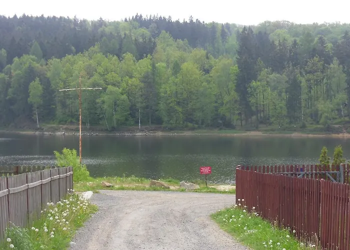 Nad Jeziorem Karłowice Karlowice