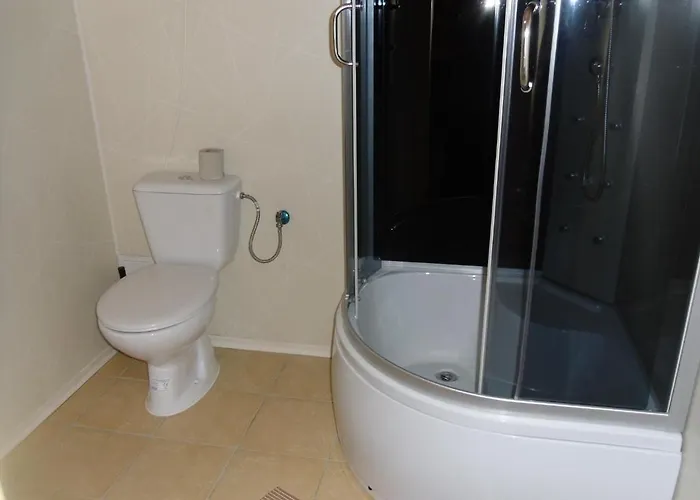 Nad Jeziorem Karłowice Domek alpejski