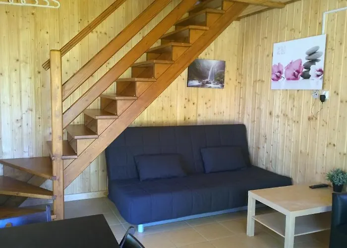 Nad Jeziorem Karłowice *